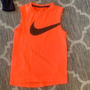 Youth Nike top